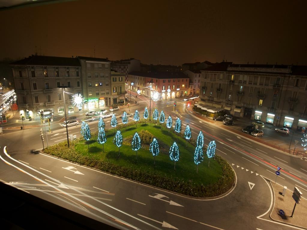 Hotel Continental Cremona Esterno foto
